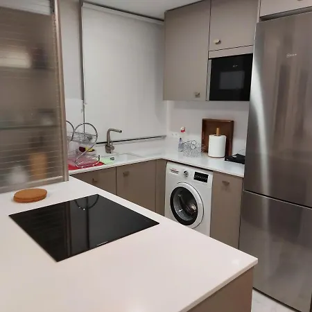 Rent4 Malaga Bajondillo Playa Ii * Torremolinos