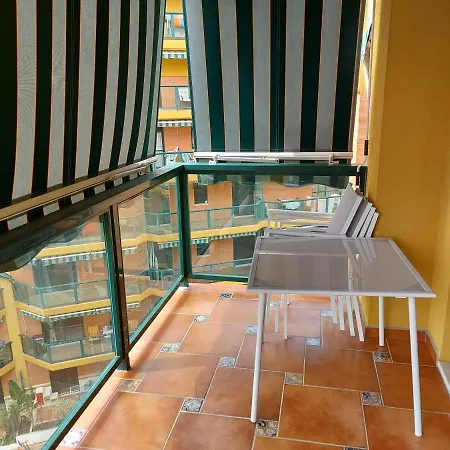 Apartment Rent4 Malaga Bajondillo Playa Ii *
