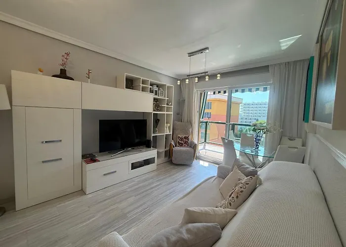 Rent4 Malaga Bajondillo Playa Ii