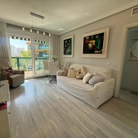 Rent4 Malaga Bajondillo Playa Ii *