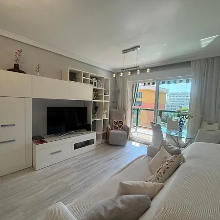 Rent4 Malaga Bajondillo Playa Ii